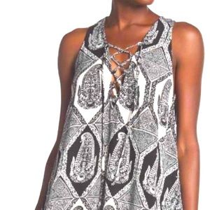 Show Me Your MuMu Black and White Casual Shift Dress with Open Detailing